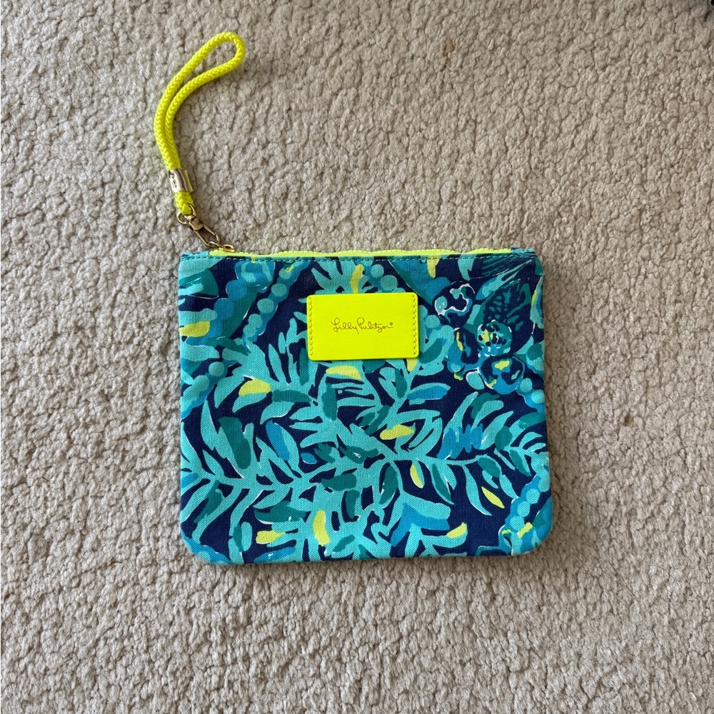 Lilly Pulitzer Reversible Beach Tote in Beach Loot & Midnight Cove with Pouch! - Picture 3 of 16
